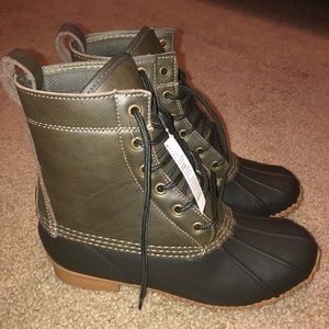 American Eagle Duck Boots